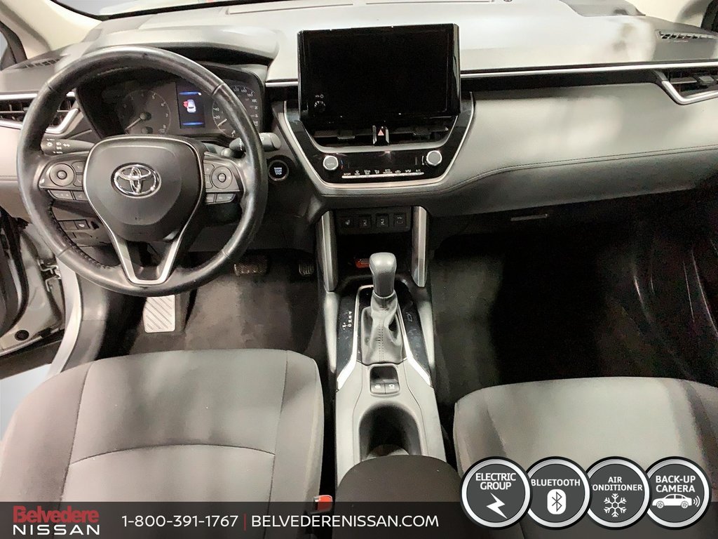 2023 Toyota COROLLA CROSS LE AWD A/C BLUETOOTH CAMÉRA MAGS VOLANT CHAUFFANT in Saint-Jérôme, Quebec - 11 - w1024h768px