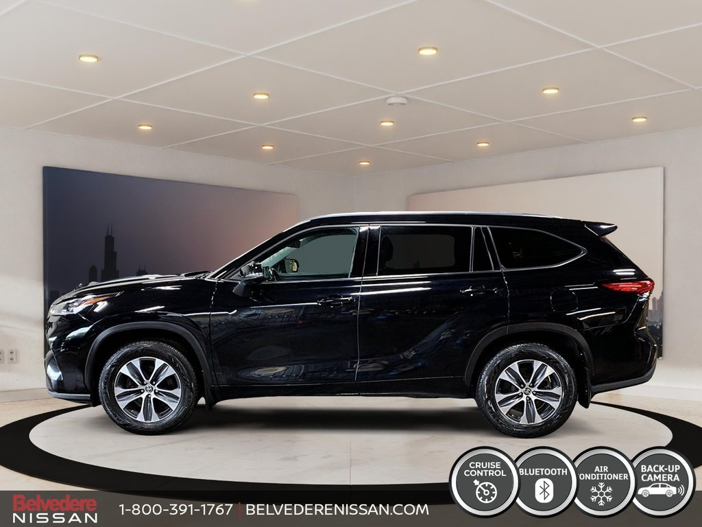 2021 Toyota Highlander XLE AWD TOIT OUVRANT CUIR MAGS 8 PASSAGERS in Saint-Jérôme, Quebec - 6 - w1024h768px