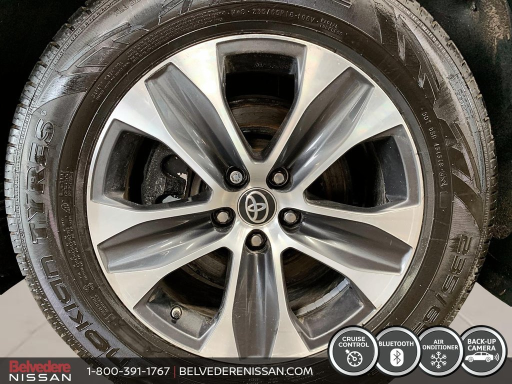 2021 Toyota Highlander XLE AWD TOIT OUVRANT CUIR MAGS 8 PASSAGERS in Saint-Jérôme, Quebec - 7 - w1024h768px