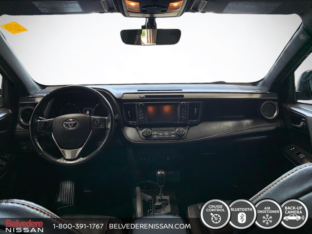 2016 Toyota RAV4 SE AWD CUIR TOIT OUVRANT CAMÉRA SIEGES CHAUFFANT in Saint-Jérôme, Quebec - 11 - w1024h768px