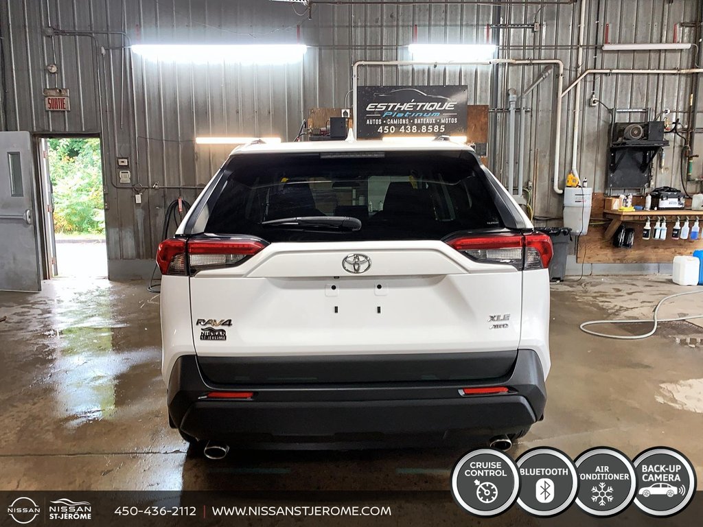 Toyota RAV4 XLE AWD A/C BLUETOOTH MAGS TOIT OUVRANT CAMÉRA USB 2019 à Charlemagne, Québec - 4 - w1024h768px