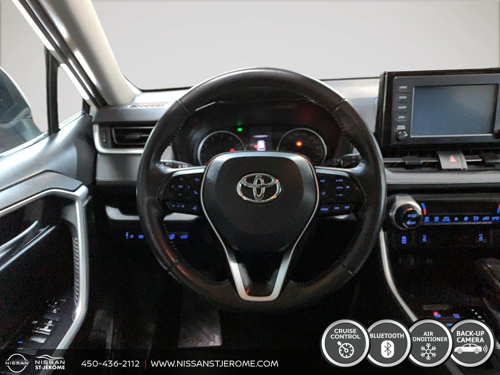 2019 Toyota RAV4 XLE AWD A/C BLUETOOTH MAGS TOIT OUVRANT CAMÉRA USB in Saint-Jérôme, Quebec - 12 - w1024h768px