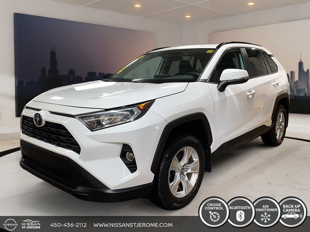 2019 Toyota RAV4 XLE AWD A/C BLUETOOTH MAGS TOIT OUVRANT CAMÉRA USB in Saint-Jérôme, Quebec - 1 - w1024h768px