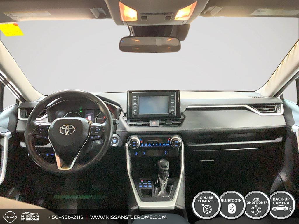 2019 Toyota RAV4 XLE AWD A/C BLUETOOTH MAGS TOIT OUVRANT CAMÉRA USB in Saint-Jérôme, Quebec - 11 - w1024h768px