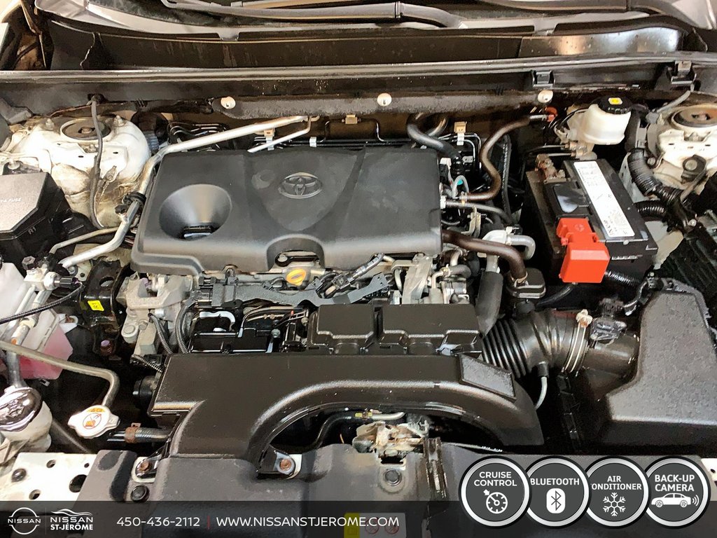 Toyota RAV4 XLE AWD A/C BLUETOOTH MAGS TOIT OUVRANT CAMÉRA USB 2019 à Charlemagne, Québec - 8 - w1024h768px