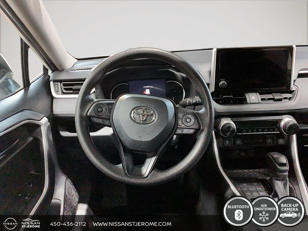 Toyota RAV4 LE AWD CRUISE SIÈGES CHAUFFANTS CAMÉRA BLUETOOTH 2024 à Charlemagne, Québec - 12 - w1024h768px