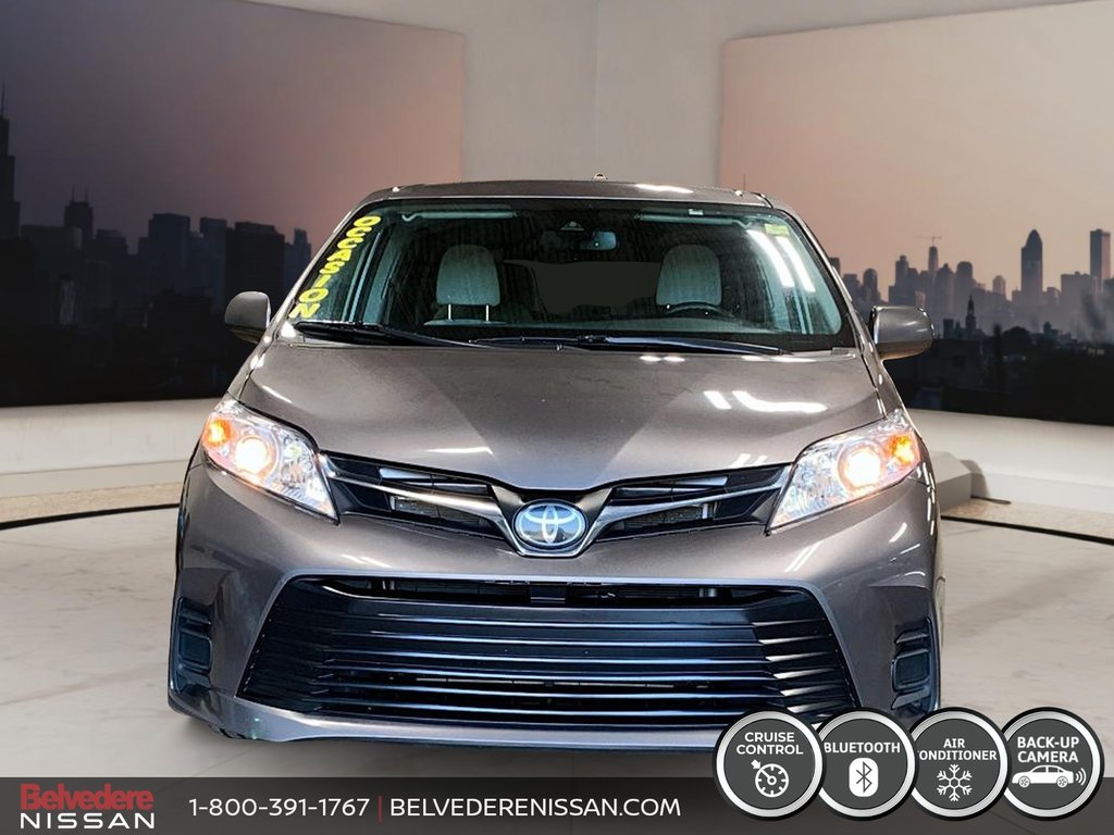 2020 Toyota Sienna LE AWD CRUISE ADAPTATIF MAGS BLUETOOTH CAMÉRA in Saint-Jérôme, Quebec - 2 - w1024h768px