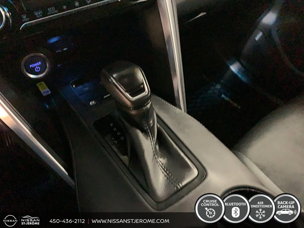 Toyota Venza LE HYBRIDE AWD A/C BLUETOOTH MAGS NAVIGATION CAM 2022 à Saint-Jérôme, Québec - 15 - w1024h768px