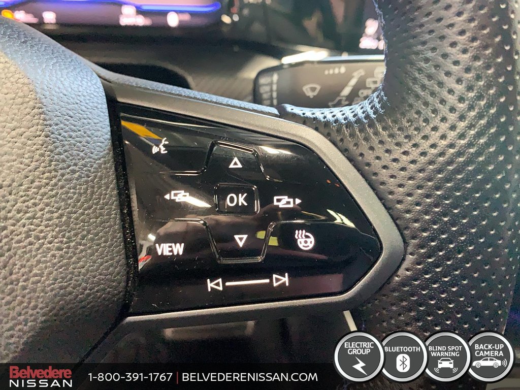 2023 Volkswagen Golf R AWD  MANUELLE 6 VITESSES CUIR TOIT NAV CAM in Saint-Jérôme, Quebec - 18 - w1024h768px
