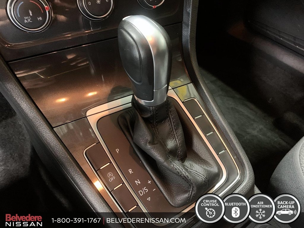 Volkswagen Golf COMFORTLINE AUTOMATIQUE A/C BLUETOOTH MAGS CAM 2019 à Saint-Jérôme, Québec - 15 - w1024h768px