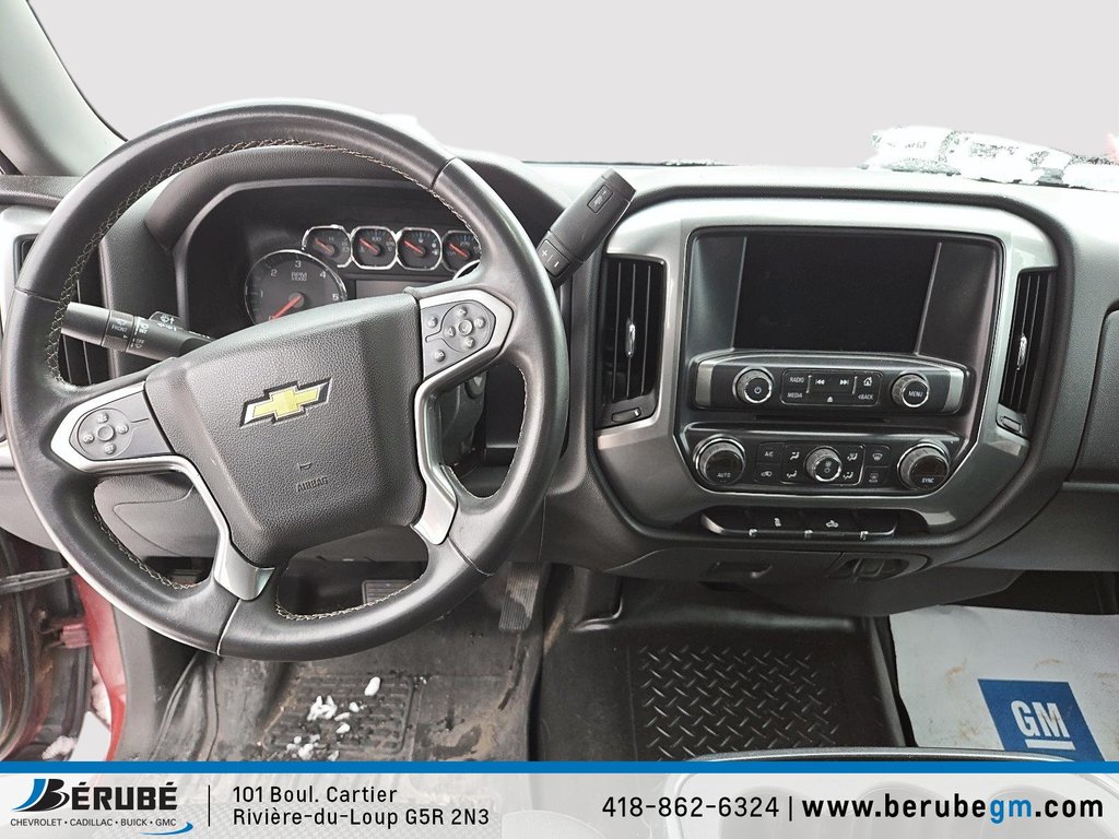 Chevrolet Silverado 1500  2015 à Rivière-du-Loup, Québec - 18 - w1024h768px