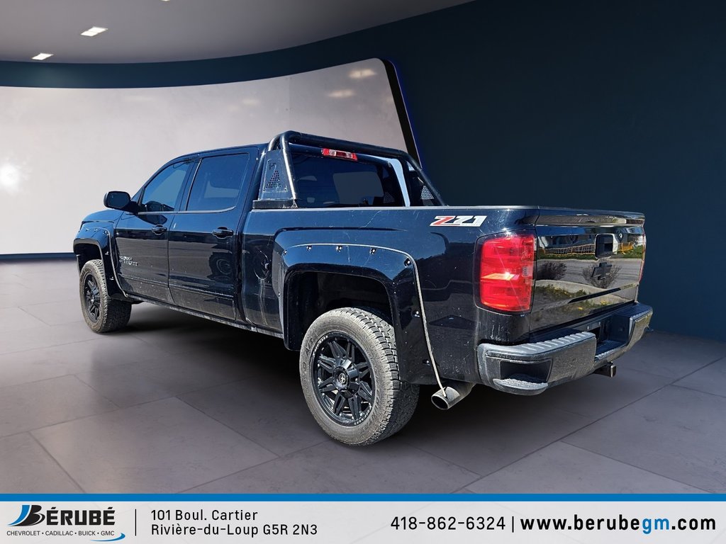 2017 Chevrolet Silverado 1500 LT in Rivière-du-Loup, Quebec - 4 - w1024h768px