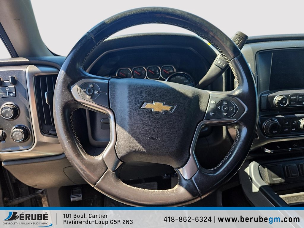 2017 Chevrolet Silverado 1500 LT in Rivière-du-Loup, Quebec - 10 - w1024h768px