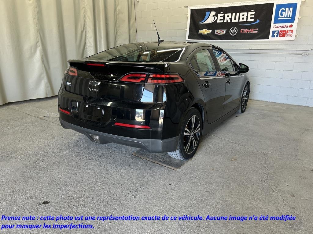 2014 Chevrolet Volt in Rivière-du-Loup, Quebec - 8 - w1024h768px