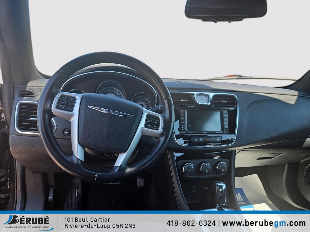 Chrysler 200 Touring 2013 à Rivière-du-Loup, Québec - 8 - w1024h768px
