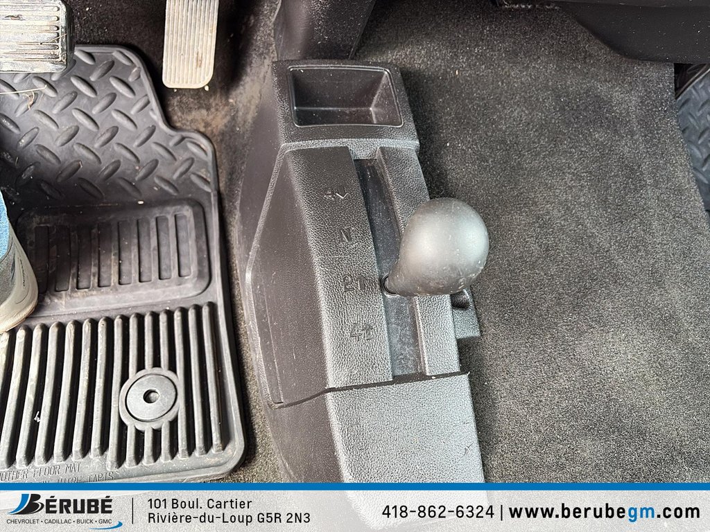 GMC Sierra 1500 4WD Double Cab 2017 à Rivière-du-Loup, Québec - 14 - w1024h768px