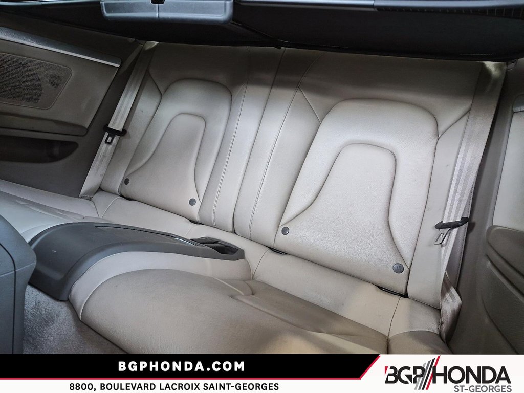 2011 Audi A5 2.0L PREMIUM in Saint-Georges, Quebec - 11 - w1024h768px