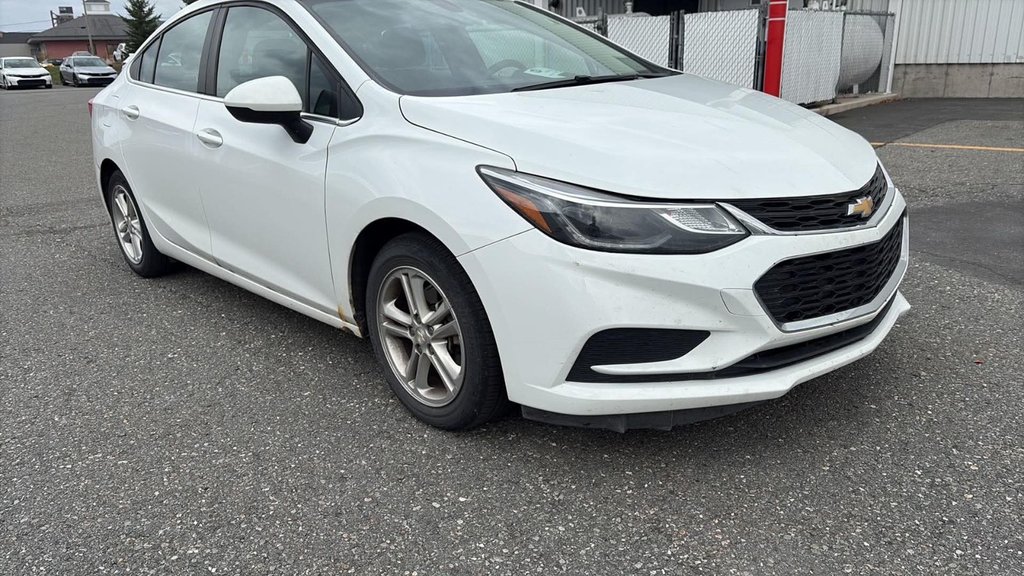 Chevrolet Cruze LT 2018 à Saint-Georges, Québec - 2 - w1024h768px
