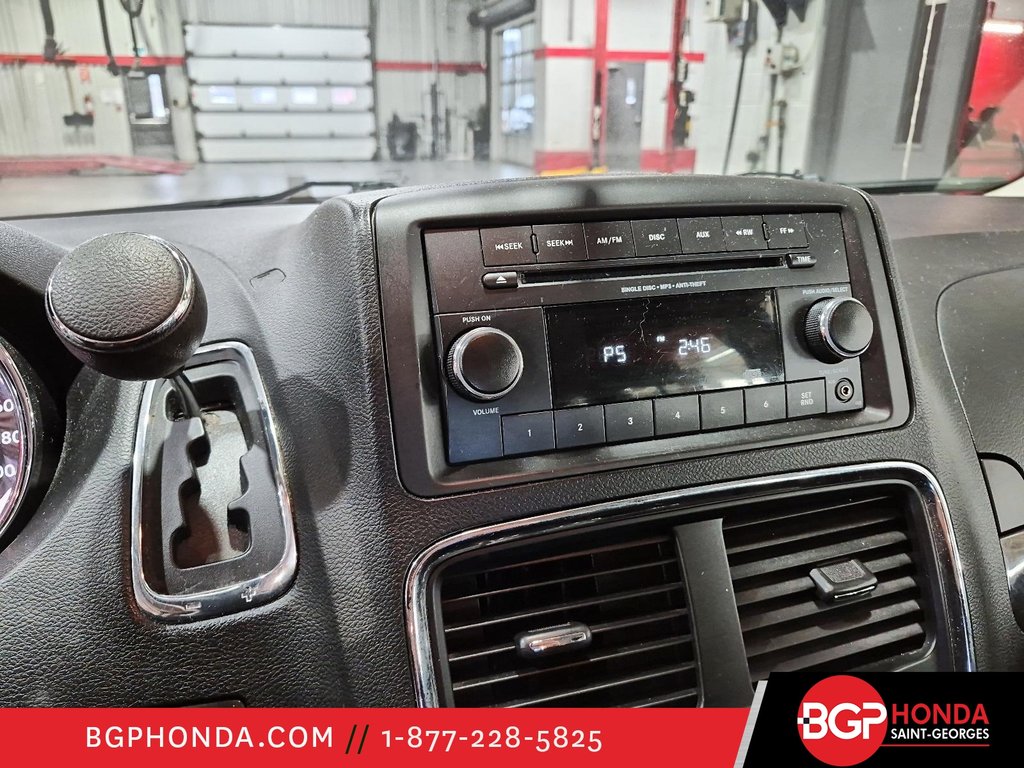 2015 Dodge Grand Caravan SE in Saint-Georges, Quebec - 17 - w1024h768px