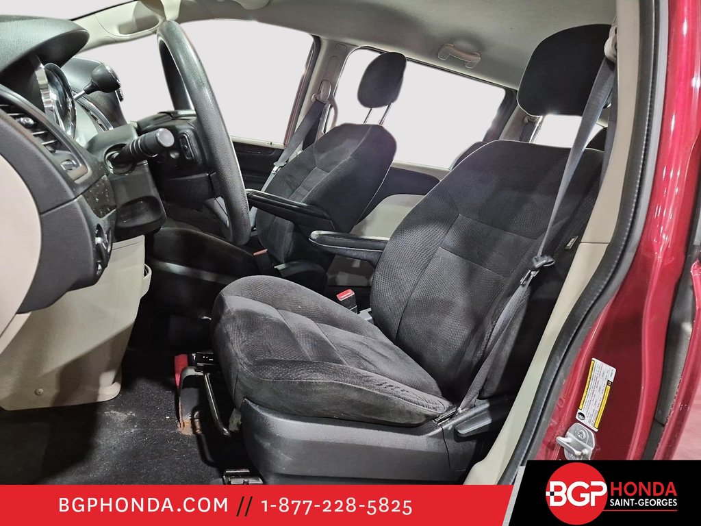 2015 Dodge Grand Caravan SE in Saint-Georges, Quebec - 10 - w1024h768px