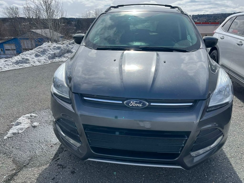 Ford Escape SE 2015 à Saint-Georges, Québec - 2 - w1024h768px