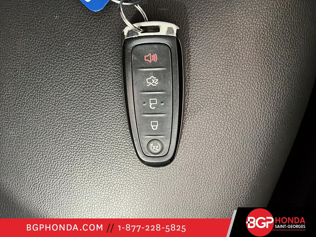 2019 Ford Escape SEL AWD in Saint-Georges, Quebec - 25 - w1024h768px