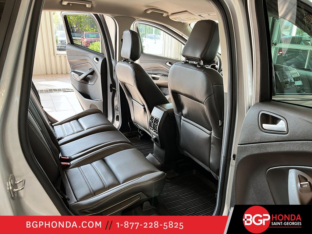 2019 Ford Escape SEL AWD in Saint-Georges, Quebec - 16 - w1024h768px