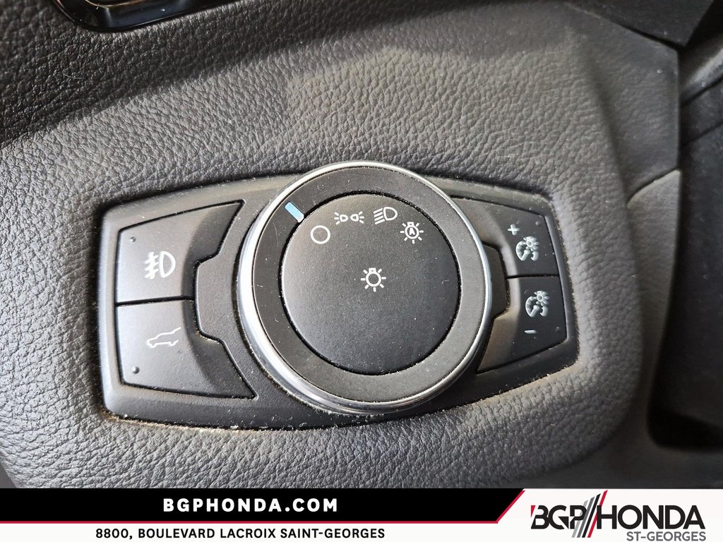 2019 Ford Escape TITANIUM in Saint-Georges, Quebec - 10 - w1024h768px