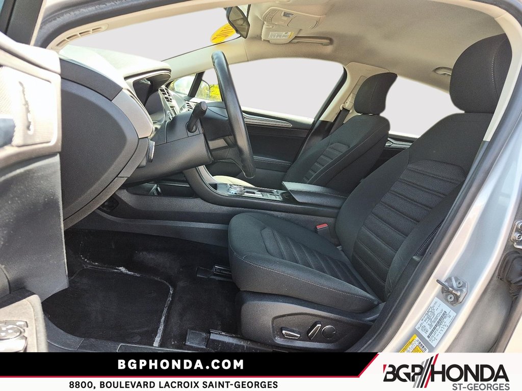 2018 Ford Fusion SE in Saint-Georges, Quebec - 8 - w1024h768px