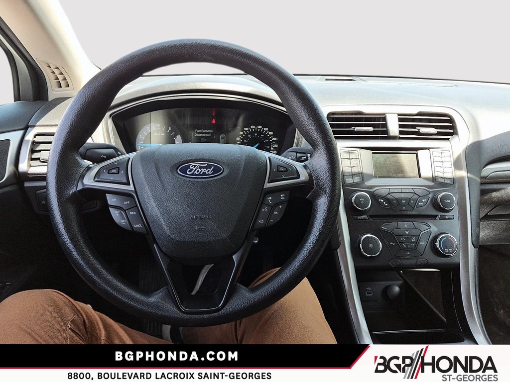 2018 Ford Fusion SE in Saint-Georges, Quebec - 9 - w1024h768px