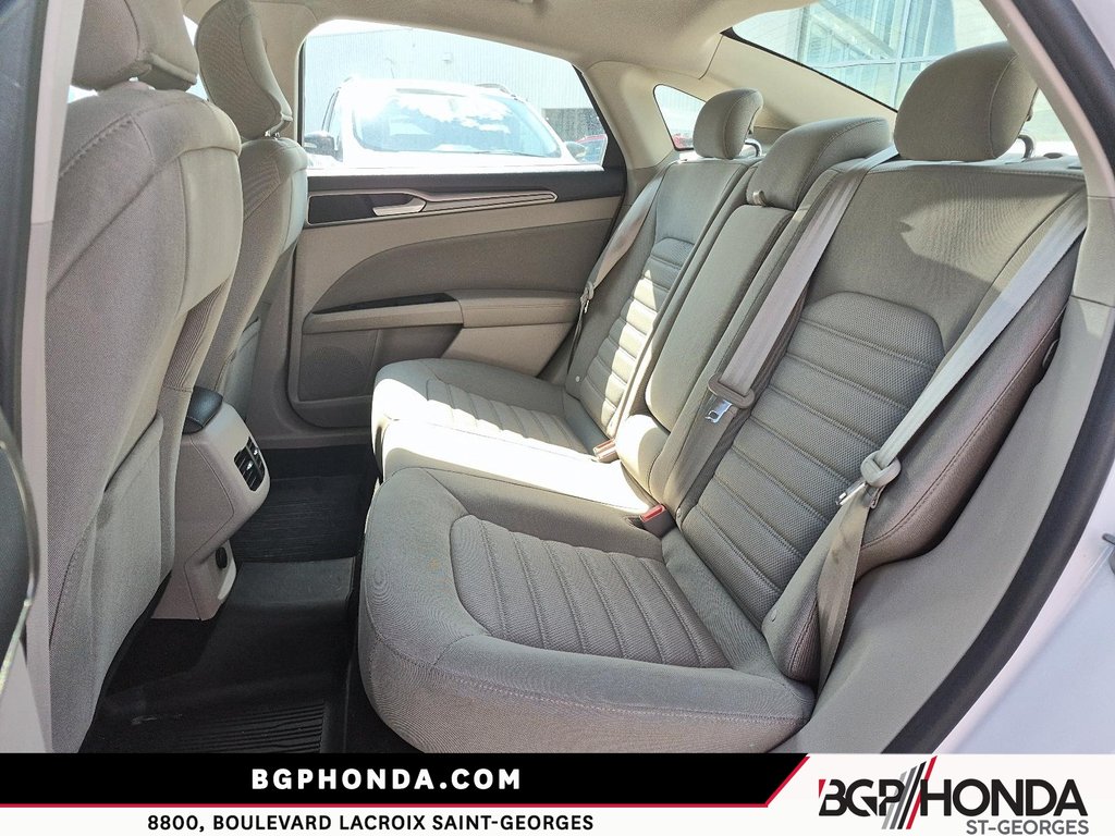 Ford Fusion SE 2019 à Saint-Georges, Québec - 8 - w1024h768px