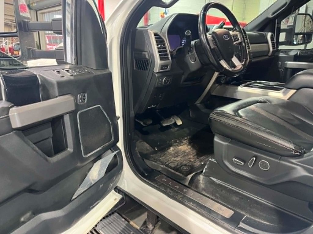 Ford Super Duty F-250 SRW PLATINUM 2020 à Saint-Georges, Québec - 8 - w1024h768px