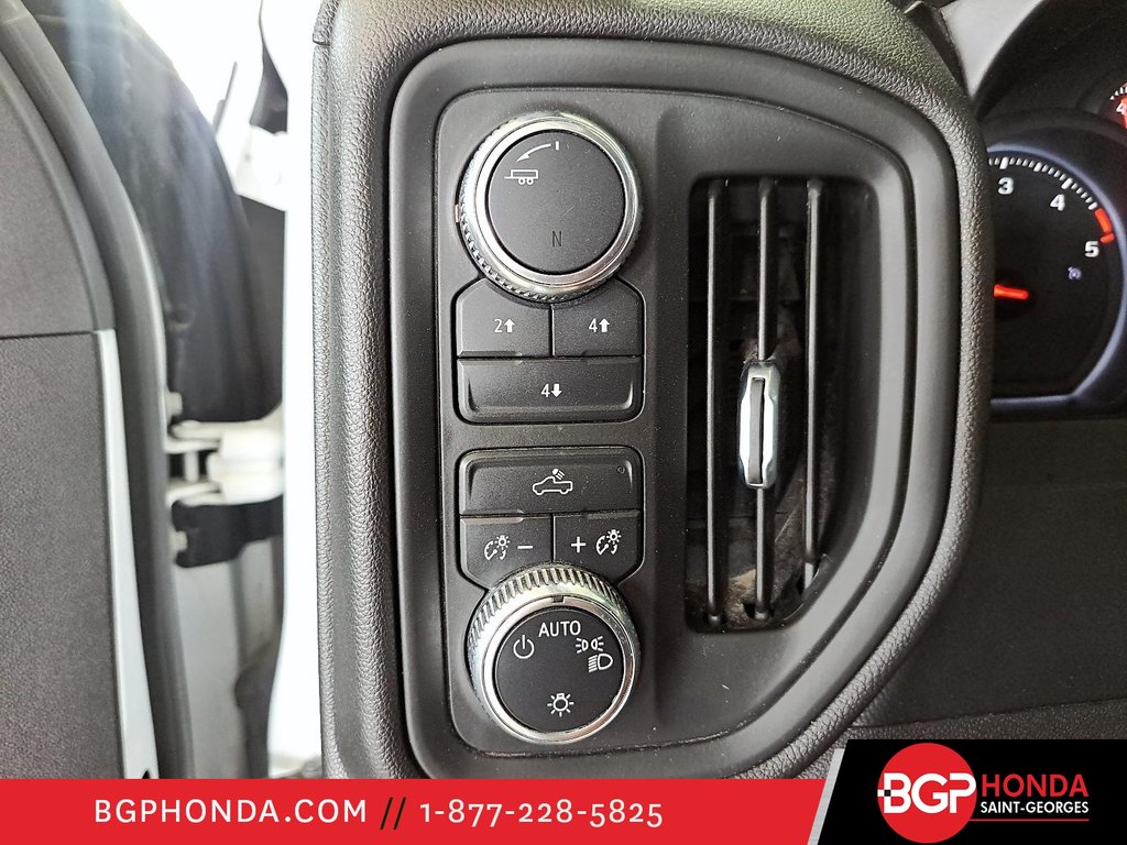 2021 GMC Sierra 3500HD 3500 HD DURAMAX in Saint-Georges, Quebec - 13 - w1024h768px