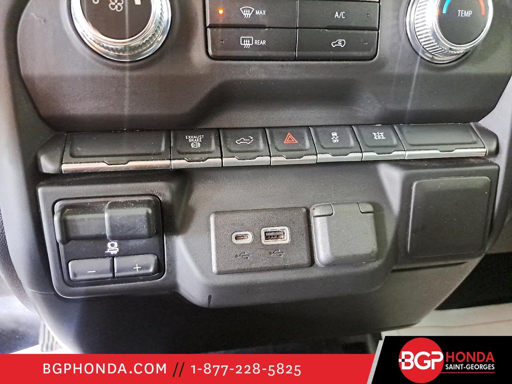 2021 GMC Sierra 3500HD 3500 HD DURAMAX in Saint-Georges, Quebec - 17 - w1024h768px