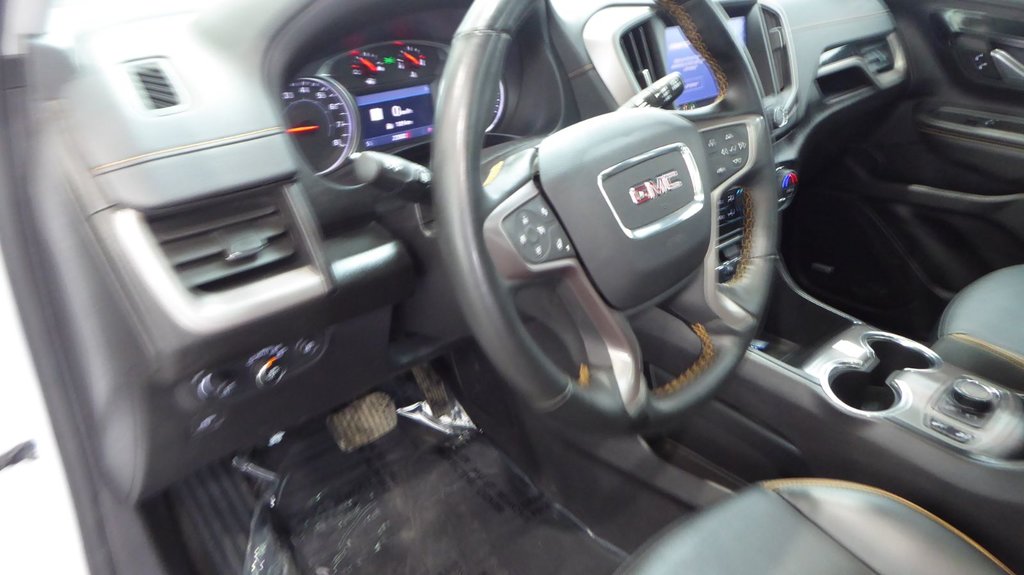 2024 GMC Terrain AT4 in Saint-Georges, Quebec - 16 - w1024h768px