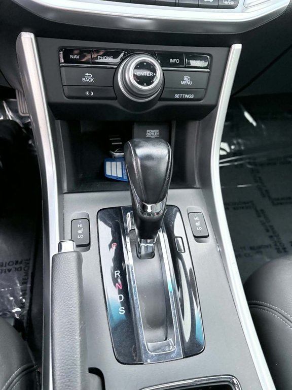Honda Accord Cpe EX-L Navi 2013 à Saint-Georges, Québec - 9 - w1024h768px