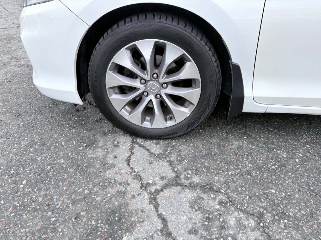 Honda Accord Cpe EX-L Navi 2013 à Saint-Georges, Québec - 6 - w1024h768px