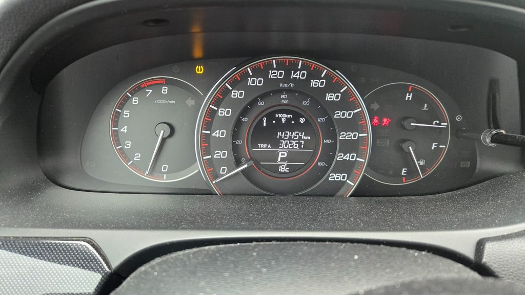 2015 Honda Accord Sedan SPORT in Saint-Georges, Quebec - 5 - w1024h768px