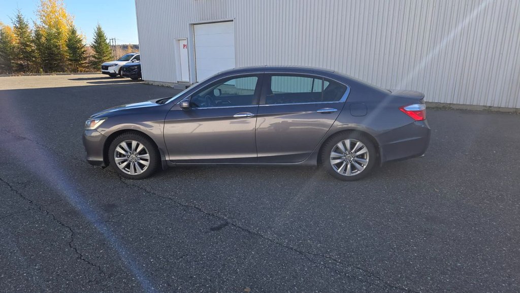 2015 Honda Accord Sedan SPORT in Saint-Georges, Quebec - 1 - w1024h768px