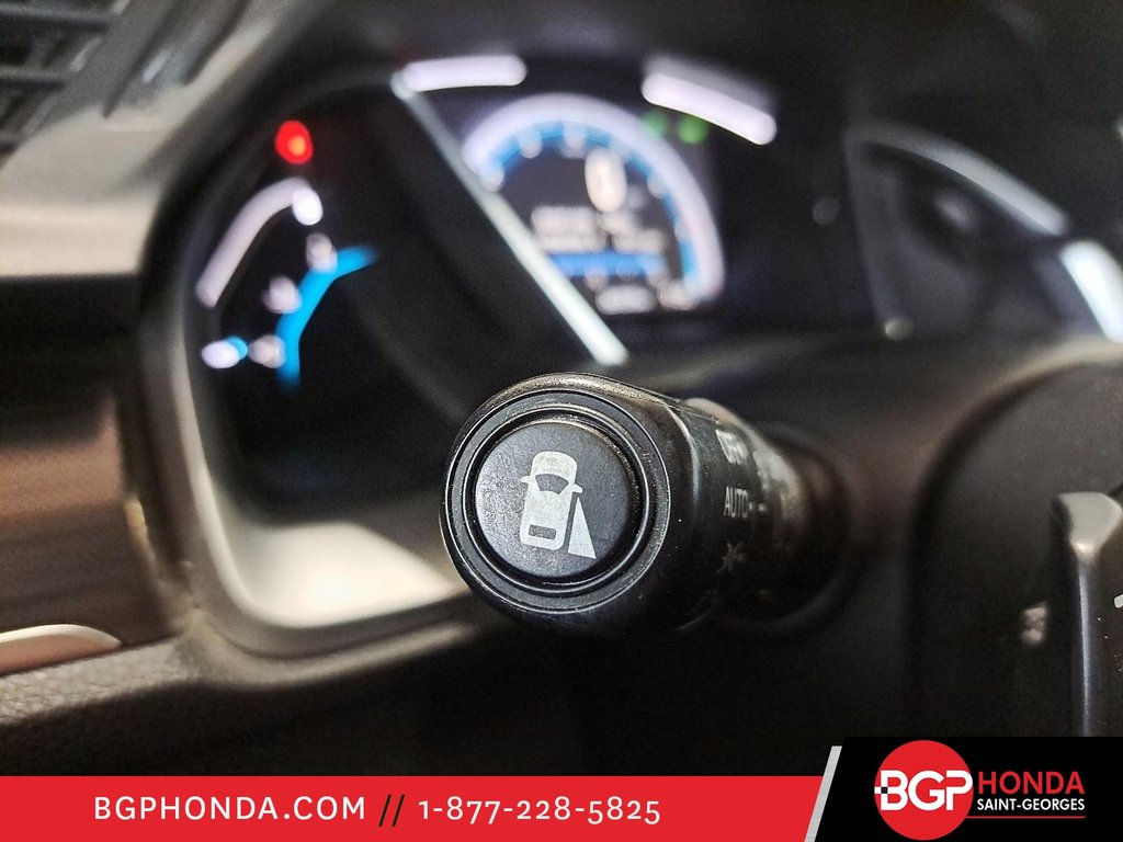 2020 Honda Civic Coupe Touring in Saint-Georges, Quebec - 12 - w1024h768px