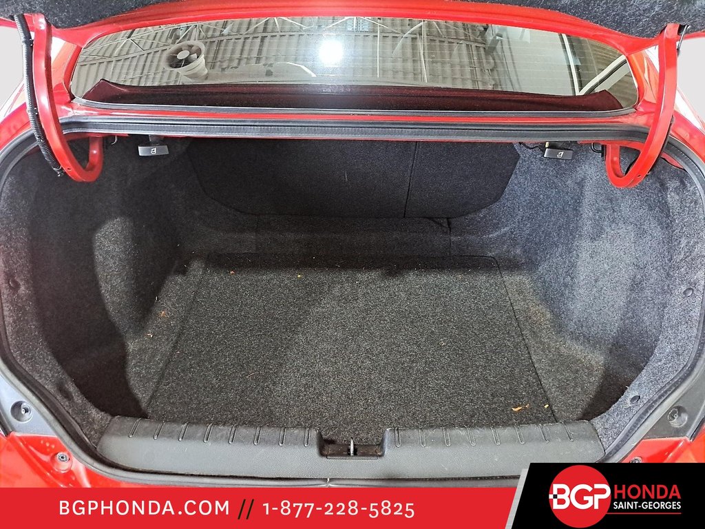 2020 Honda Civic Coupe Touring in Saint-Georges, Quebec - 6 - w1024h768px