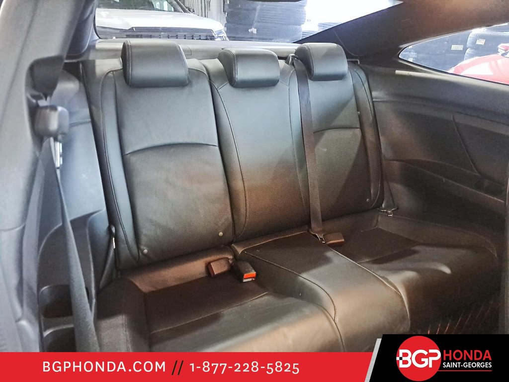 2020 Honda Civic Coupe Touring in Saint-Georges, Quebec - 8 - w1024h768px