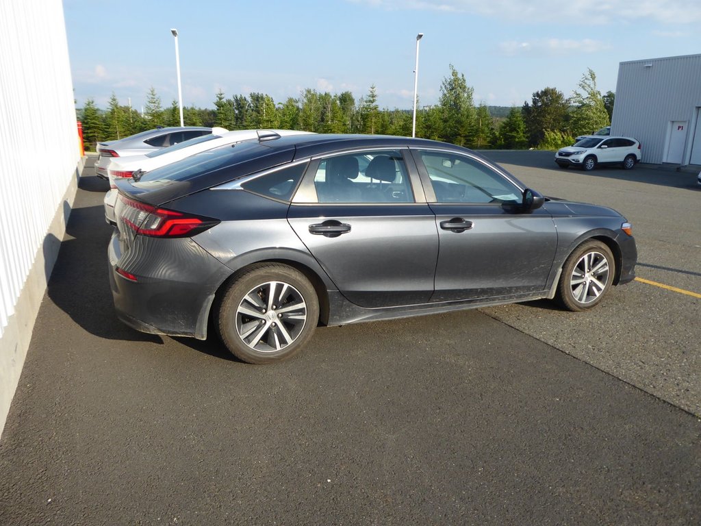 Honda Civic Hatchback LX 2022 à Saint-Georges, Québec - 5 - w1024h768px