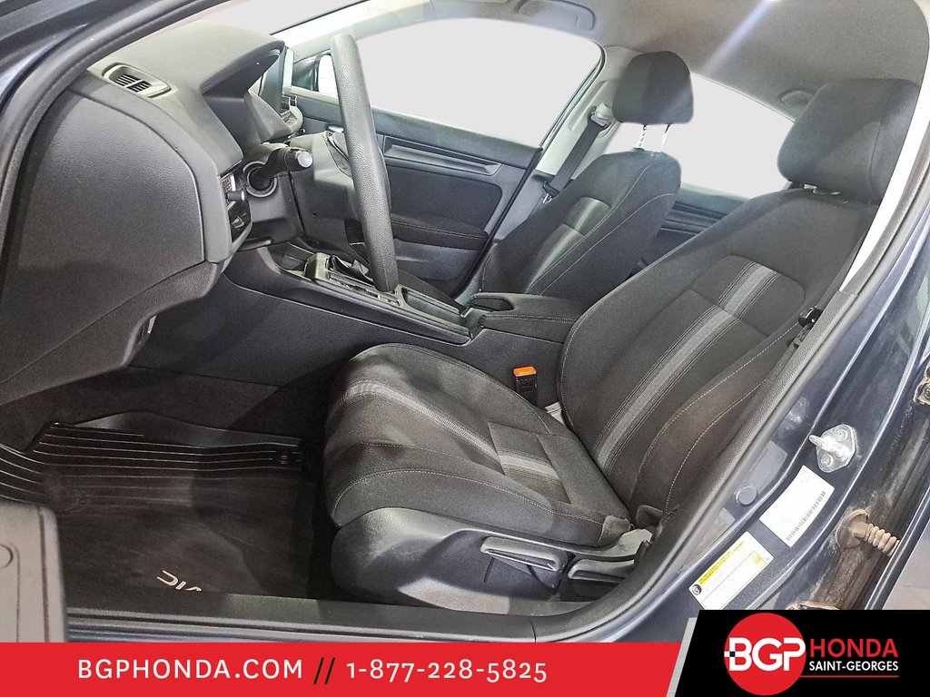 Honda Civic Hatchback LX 2022 à Saint-Georges, Québec - 9 - w1024h768px