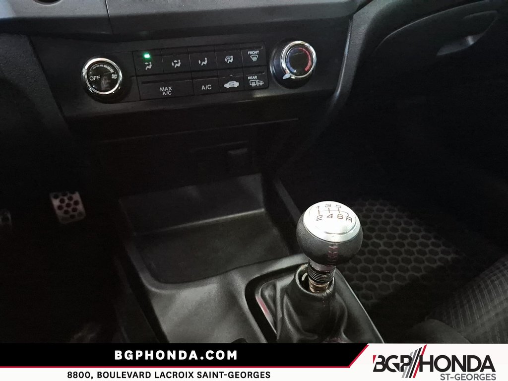 2012 Honda Civic Sdn SI in Saint-Georges, Quebec - 16 - w1024h768px