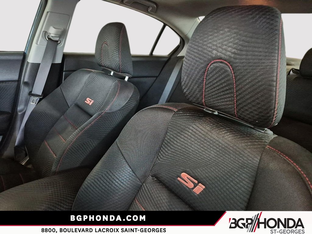 2012 Honda Civic Sdn SI in Saint-Georges, Quebec - 10 - w1024h768px