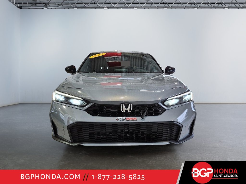 Honda Civic Sedan Hybrid HYBRID TOURING 2025 à Saint-Georges, Québec - 2 - w1024h768px