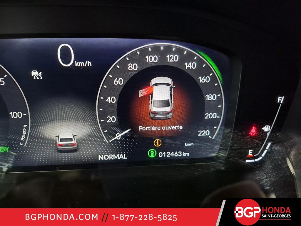 Honda Civic Sedan Hybrid HYBRID TOURING 2025 à Saint-Georges, Québec - 12 - w1024h768px