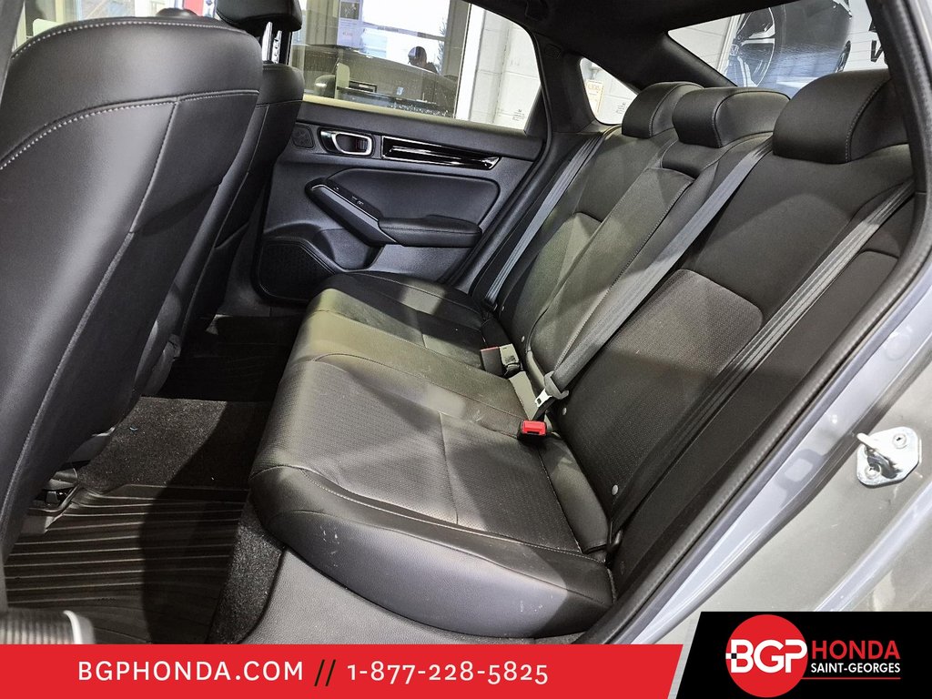 Honda Civic Sedan Hybrid HYBRID TOURING 2025 à Saint-Georges, Québec - 8 - w1024h768px