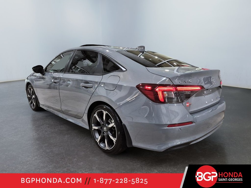 Honda Civic Sedan Hybrid HYBRID TOURING 2025 à Saint-Georges, Québec - 6 - w1024h768px